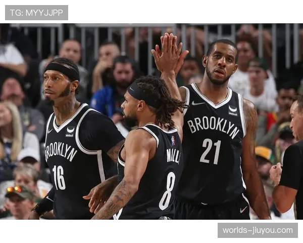 篮网队卡梅隆·约翰逊三月加练防守滑步，目标提升在无限换防体系中的稳定性